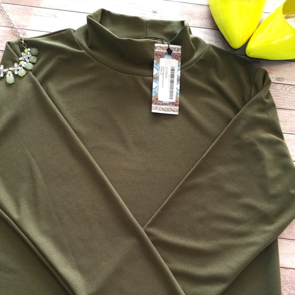 Boohoo Plus Tops - 3/$25 Boohoo Olive Green Crepe Turtleneck